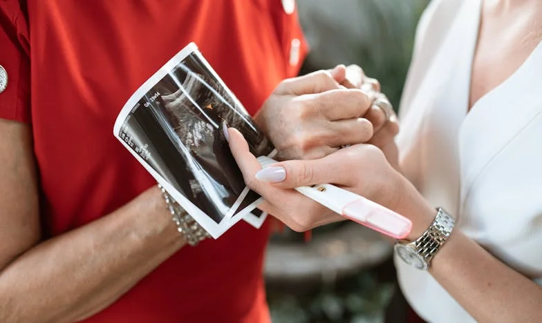 "Moja Mama Wzbudza We Mnie Poczucie Winy za Niespędzanie z Nią Całego Czasu: Jestem Zajętą Mamą Dwójki Dzieci"